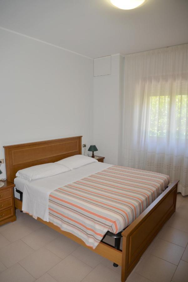 Camere Tiziana Assis Exterior foto