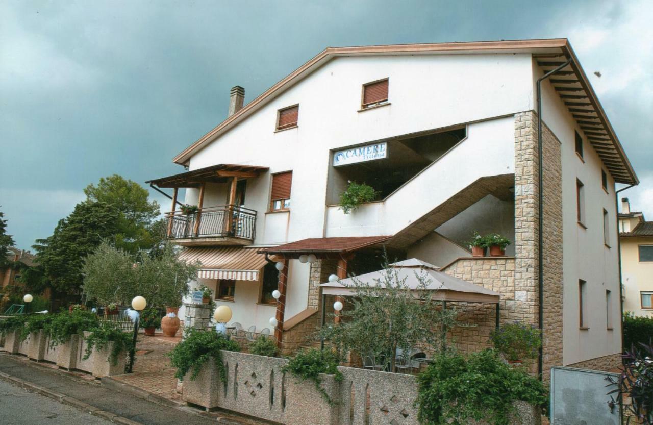 Camere Tiziana Assis Exterior foto